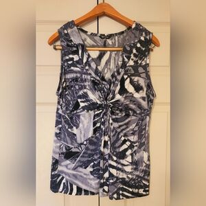 Women's sleeveless blouse